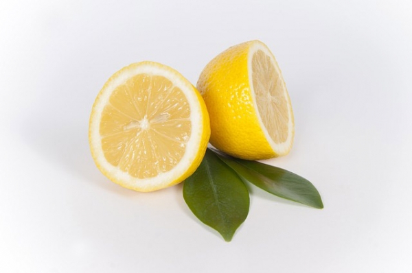 Lemon Essential Oil