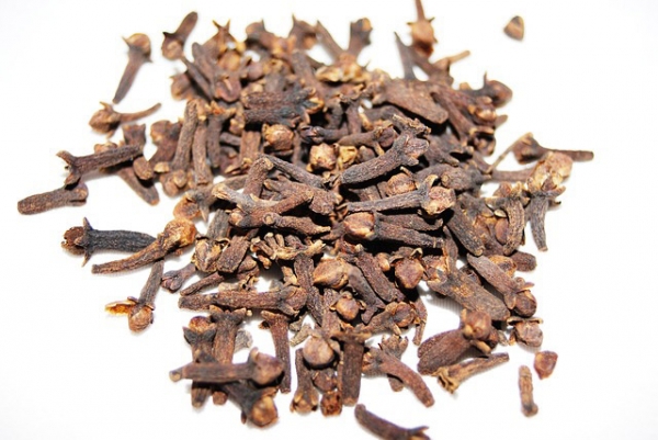 Clove Essential Oil