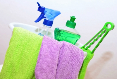 Top 10 Essential Oils for Cleaning